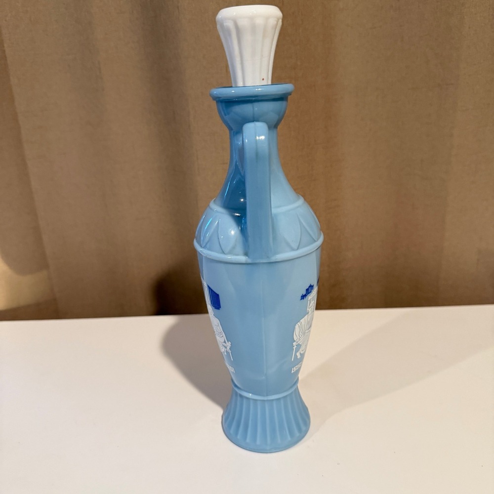 Vintage Jim Beam Greek Philosophers Milk Glass Decanter Socrates Plato Aristotle - Picture 6 of 8